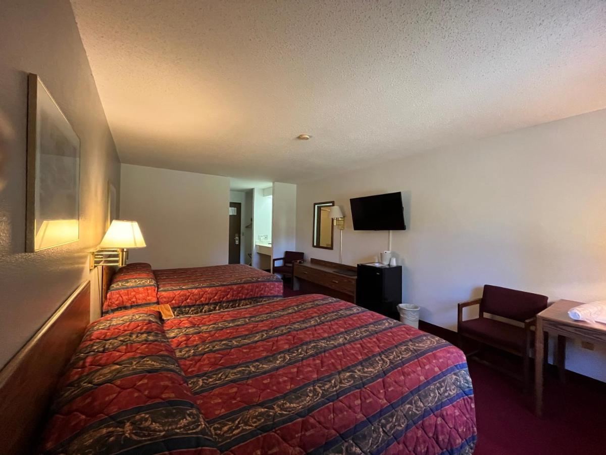Boulder Bear Motor Lodge Boulder Junction Экстерьер фото